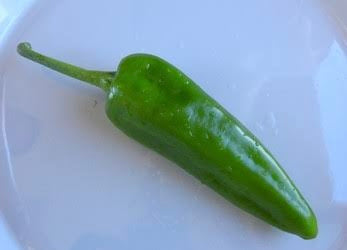 Shimla mirch long 250 g